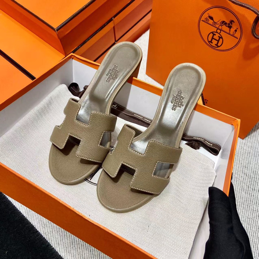 에르메스 올수공 오아시스 슬리퍼 샌들 앱송 50